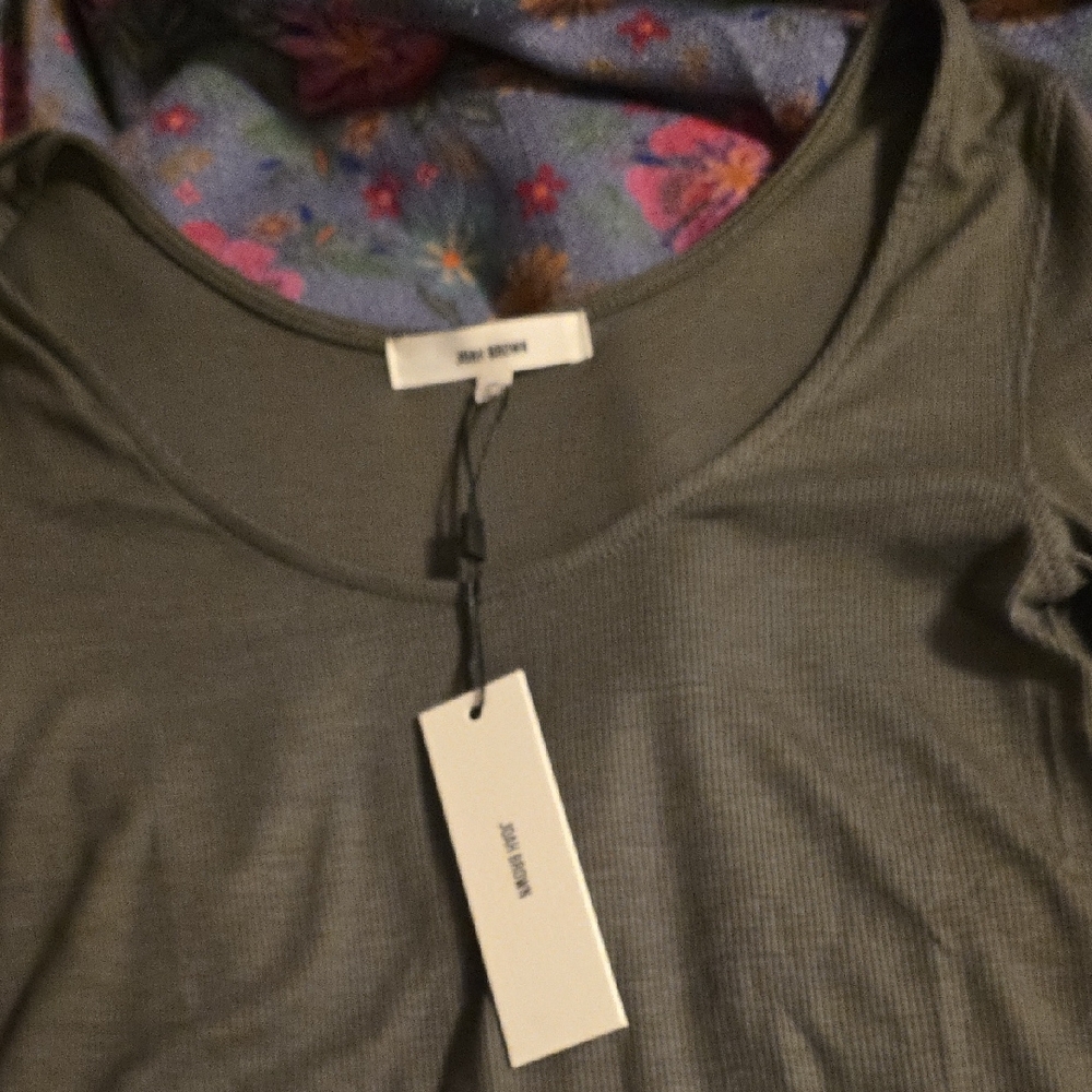 Joah Brown Olive Ribbed Long Sleeve Top - Picture 2 of 7